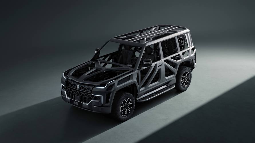 广州166仰望U8硬派越野的科技魅力，国能汽车对传统燃油车市场的冲击